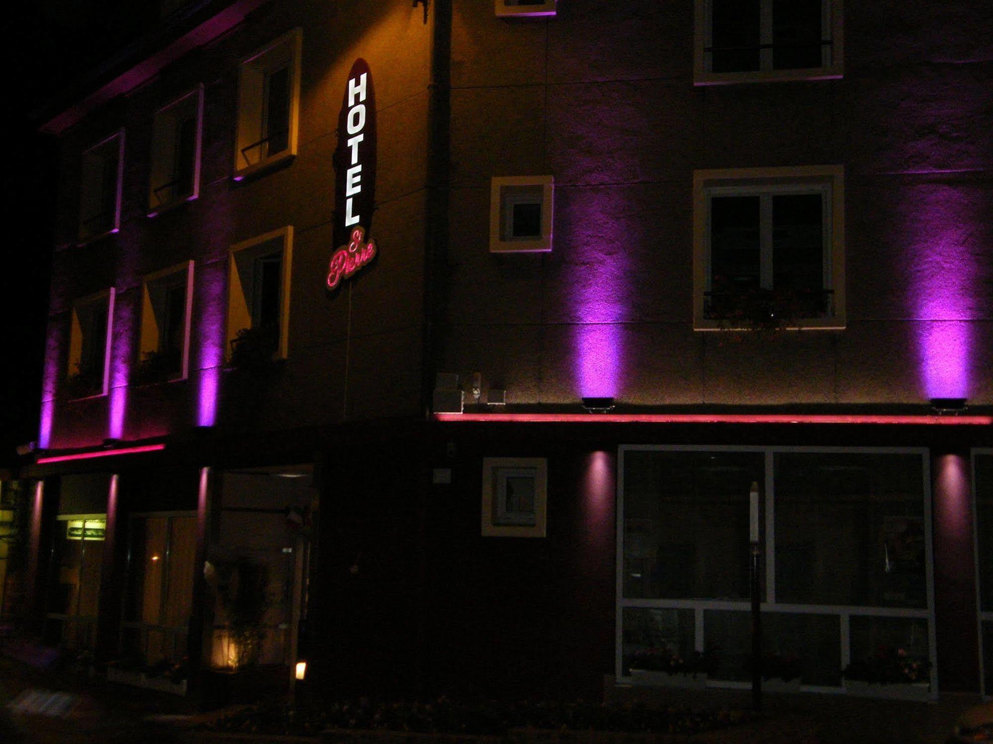 Hotel Saint-Pierre Вір Екстер'єр фото